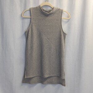 Sunday in Brooklyn Size Small Beige Tunic Sweater